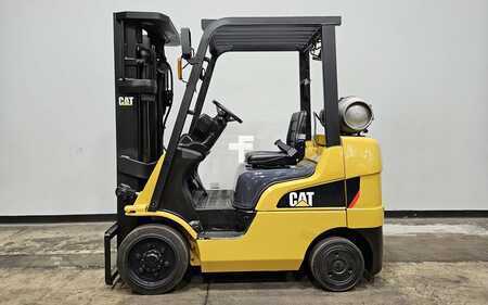 Propane Forklifts 2020  CAT Lift Trucks 2C5000 (1)