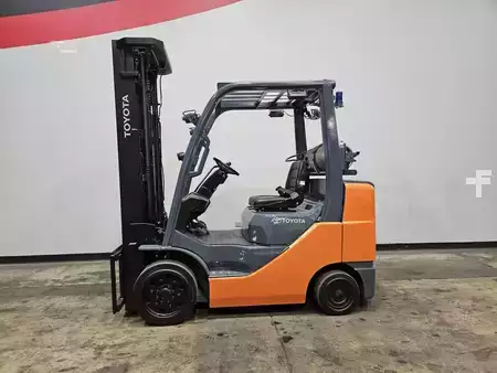 Propane Forklifts 2019  Toyota 8FGCU30 (1)