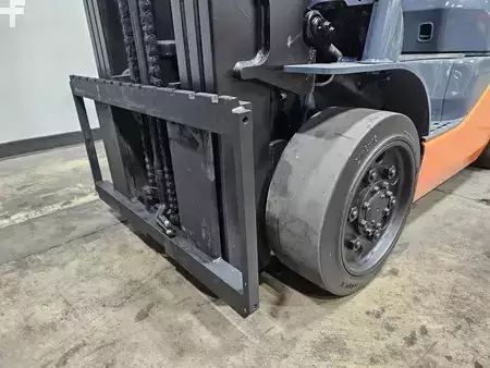 Propane Forklifts 2019  Toyota 8FGCU30 (17)