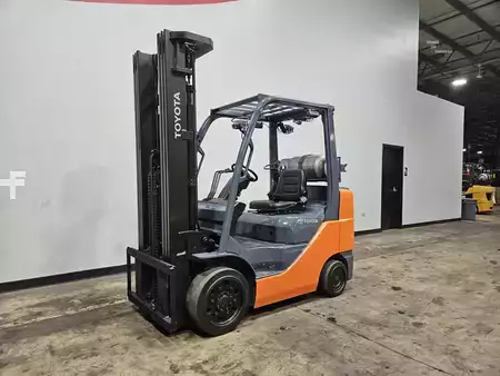 Propane Forklifts 2019  Toyota 8FGCU30 (8)