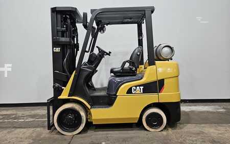 Propane Forklifts 2017  CAT Lift Trucks 2C6000 (1)