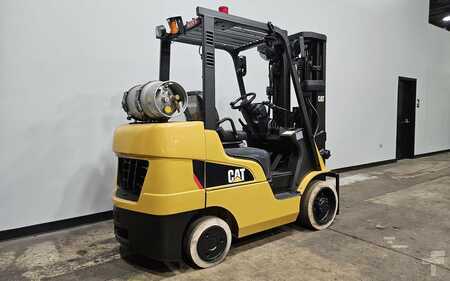 Propane Forklifts 2017  CAT Lift Trucks 2C6000 (4)