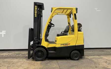 Propane Forklifts 2016  Hyster S60FT (1)