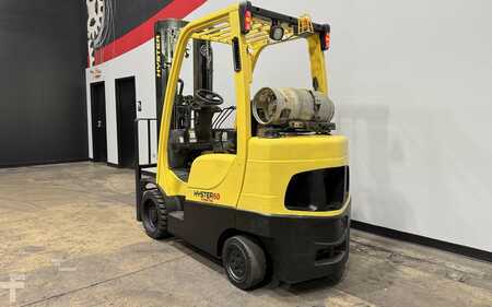 Propane Forklifts 2016  Hyster S60FT (2)