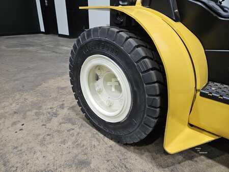 Propane Forklifts 2016  Yale GLP070VX (14)