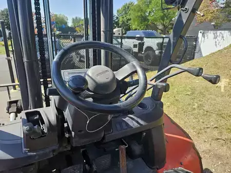 Diesel Forklifts 2018  Unicarriers PF100YD (13)