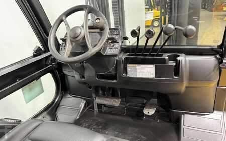 Diesel Forklifts 2017  Yale GDP155VX (11)