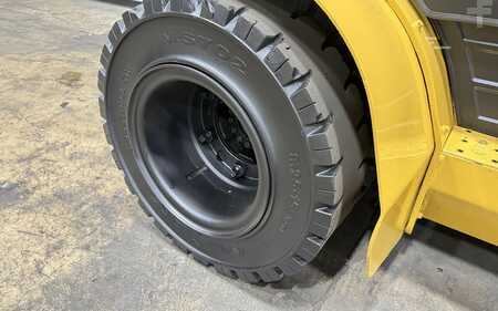 Propane Forklifts 2014  CAT Lift Trucks P9000 (13)