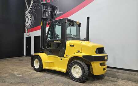 Diesel Forklifts 2011  Yale GDP155VX (2)