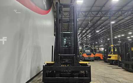 Diesel Forklifts 2011  Yale GDP155VX (7)