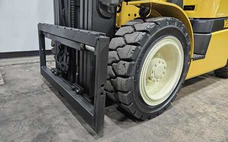 Propane Forklifts 2017  Yale GLP060VX (13)