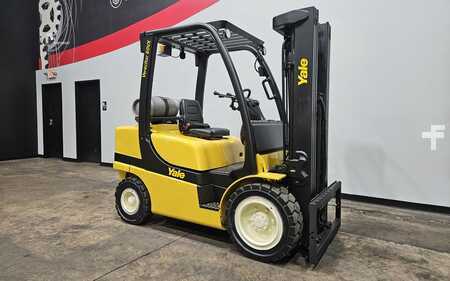 Propane Forklifts 2017  Yale GLP060VX (5)