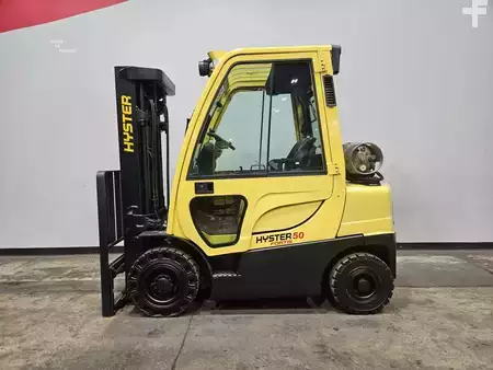 Propane Forklifts 2017  Hyster H50FT (1)