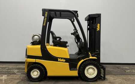 Propane Forklifts 2019  Yale GLP050VX (5)