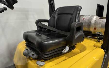 Propane Forklifts 2019  Yale GLP050VX (9)