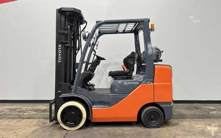 Carretilla elevadora GLP 2008  Toyota 8FGCU32 (1)