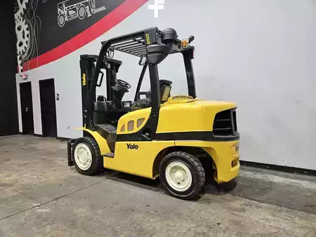 Diesel Forklifts 2021  Yale GDP080VX (2)