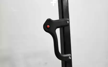 Montacargas Eléctrico (4 ruedas) 2020  Yale ERP035VT (10)
