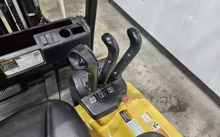Montacargas Eléctrico (4 ruedas) 2020  Yale ERP035VT (12)