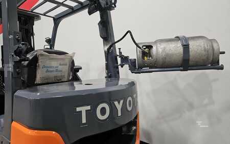 Carretilla elevadora GLP 2022  Toyota 8FGCU25 (18)