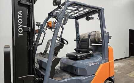 Carretilla elevadora GLP 2016  Toyota 8FGCU25 (9)