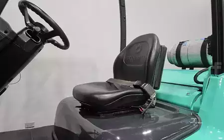Propane Forklifts 2015  Mitsubishi FG50CN (10)