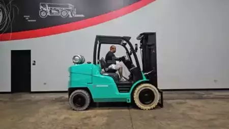 Propane Forklifts 2015  Mitsubishi FG50CN (21)