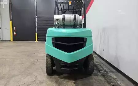 Propane Forklifts 2015  Mitsubishi FG50CN (3)