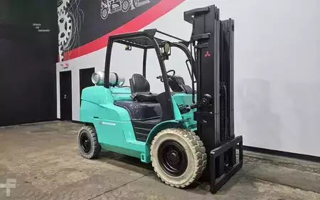 Propane Forklifts 2015  Mitsubishi FG50CN (6)