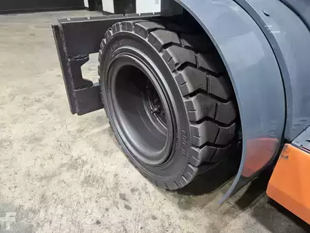 Diesel Forklifts 2019  Toyota 8FD40U (17)