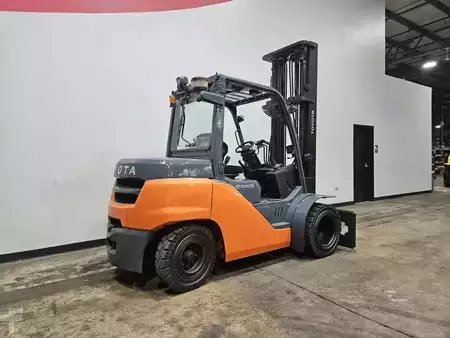 Diesel Forklifts 2019  Toyota 8FD40U (4)