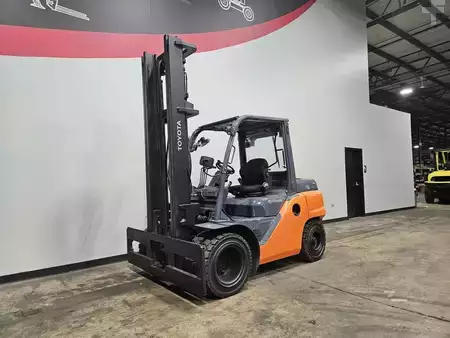 Diesel Forklifts 2019  Toyota 8FD40U (7)