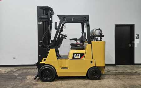 Propane Forklifts 2017  CAT Lift Trucks GC45K (1)