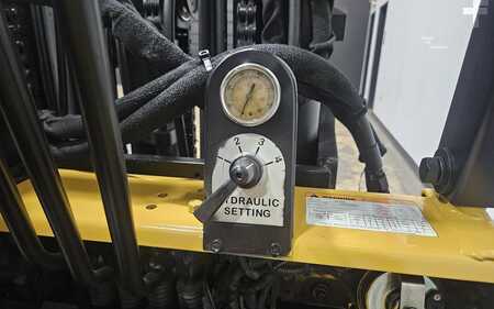 Propane Forklifts 2017  CAT Lift Trucks GC45K (14)