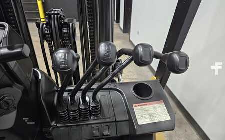 Propane Forklifts 2015  CAT Lift Trucks GP25N (15)
