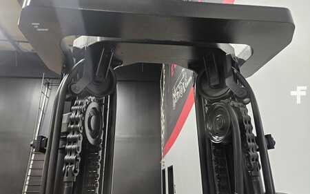 Propane Forklifts 2015  CAT Lift Trucks GP30N (14)