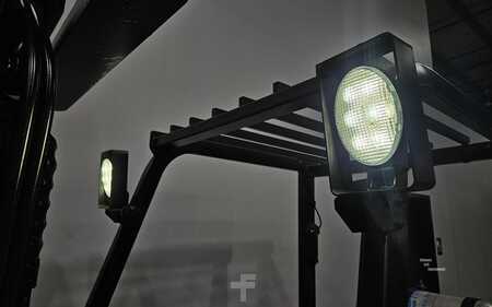 Propane Forklifts 2015  CAT Lift Trucks GP30N (9)