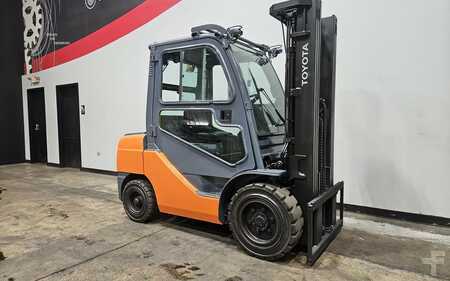 Carretilla elevadora diésel 2014  Toyota 8FDU32 (6)