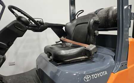 Carretilla elevadora GLP 2019  Toyota 8FGCU30 (11)