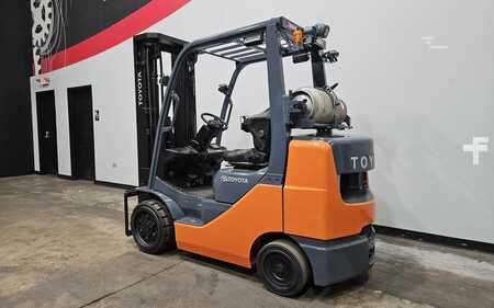 Carretilla elevadora GLP 2019  Toyota 8FGCU30 (2)
