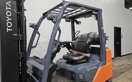 Carretilla elevadora GLP 2019  Toyota 8FGCU30 (9)