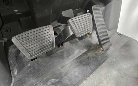 Propane Forklifts 2018  CAT Lift Trucks 2C3500 (16)