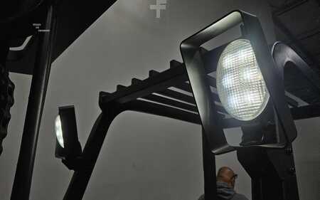 Propane Forklifts 2018  CAT Lift Trucks 2C4000 (8)