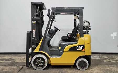 Propane Forklifts 2018  CAT Lift Trucks 2C4000 (1)