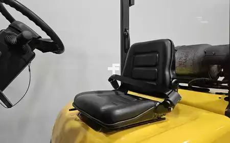 Propane Forklifts 2018  Yale GLP060MX (11)