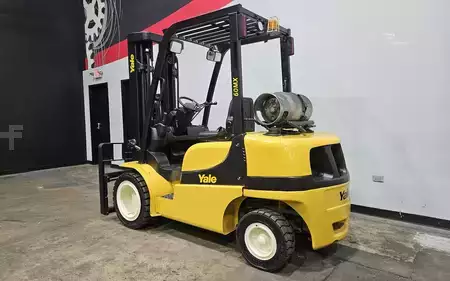 Propane Forklifts 2018  Yale GLP060MX (2)