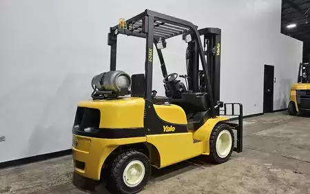 Propane Forklifts 2018  Yale GLP060MX (4)