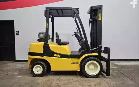 Propane Forklifts 2018  Yale GLP060MX (5)
