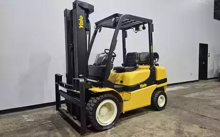 Propane Forklifts 2018  Yale GLP060MX (8)