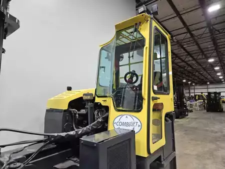 Chariots latéraux 2017  Combilift C8000LR (9)